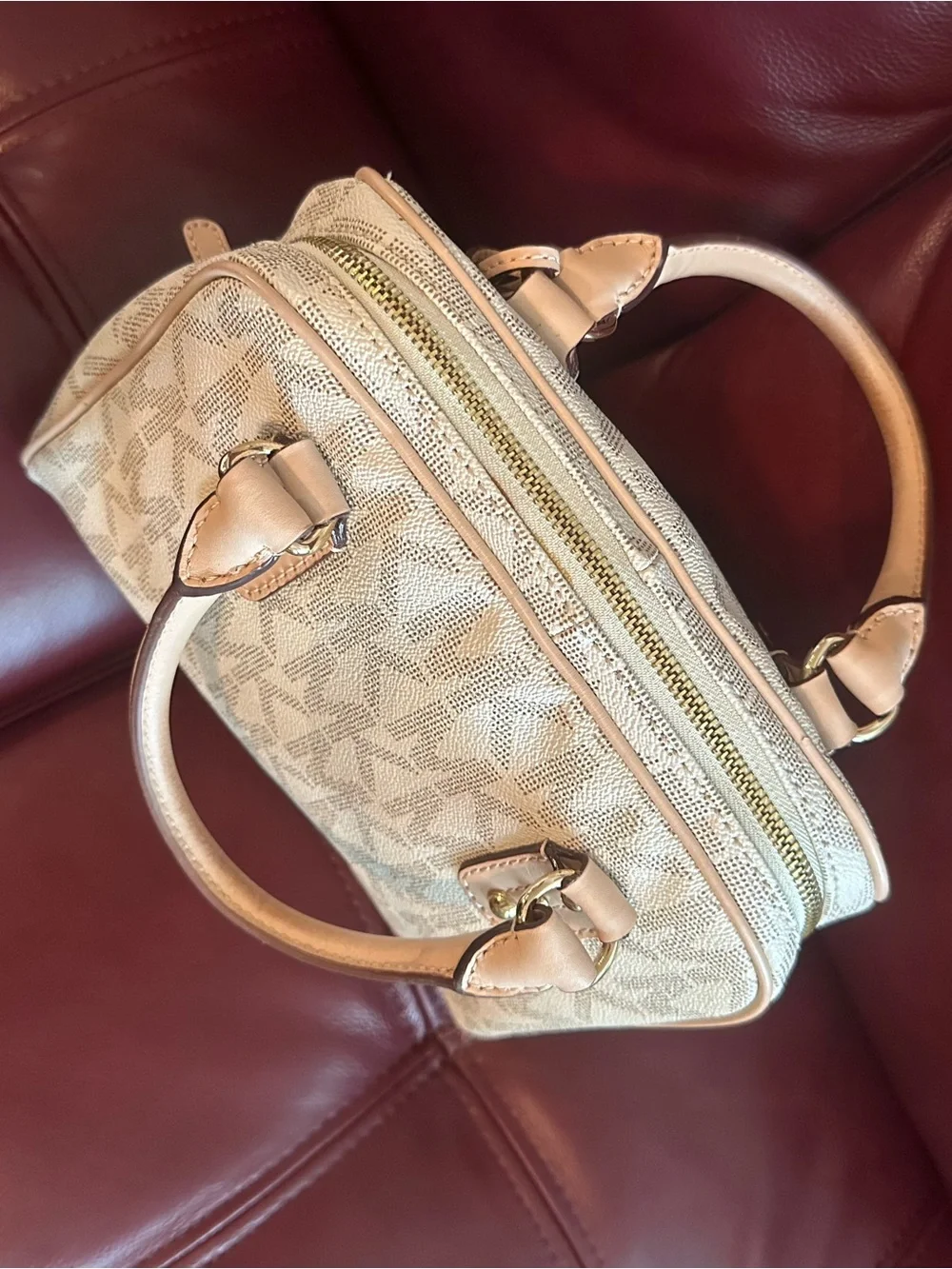 EUC Michael Kors Beige and Cream Signature Mini Satchel - Picture 12 of 13